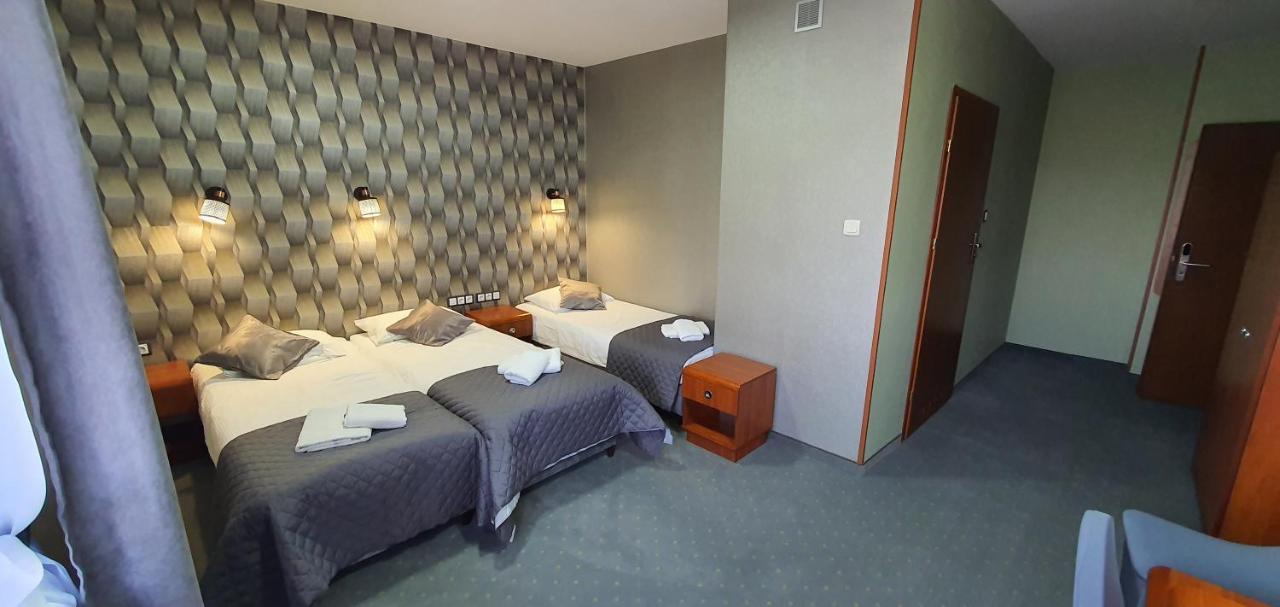 Hotel Bursztynowy Jozefow na Wisla Zewnętrze zdjęcie