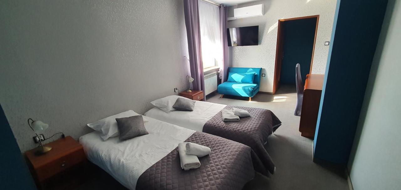 Hotel Bursztynowy Jozefow na Wisla Zewnętrze zdjęcie
