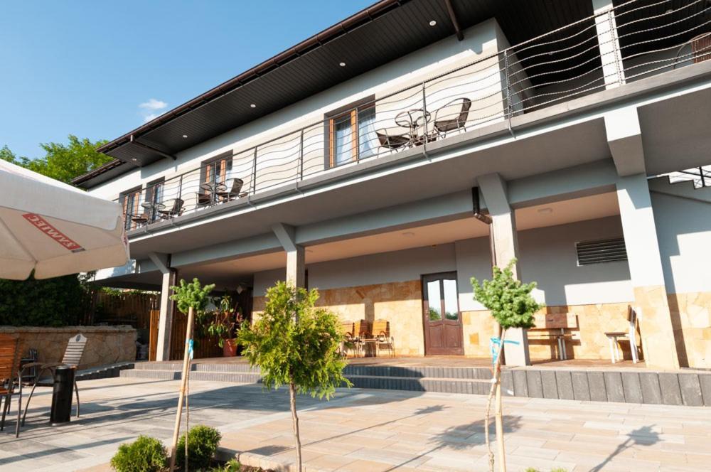 Hotel Bursztynowy Jozefow na Wisla Zewnętrze zdjęcie
