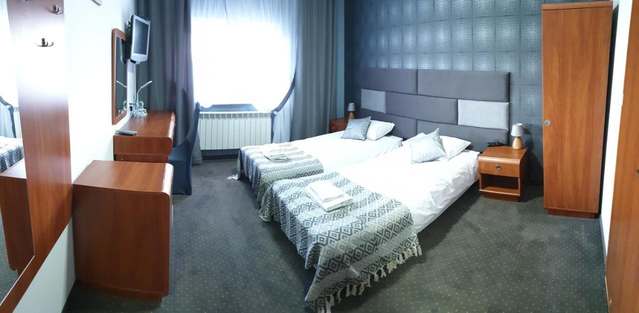 Hotel Bursztynowy Jozefow na Wisla Zewnętrze zdjęcie