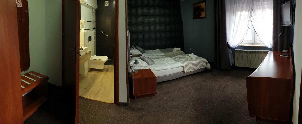 Hotel Bursztynowy Jozefow na Wisla Zewnętrze zdjęcie